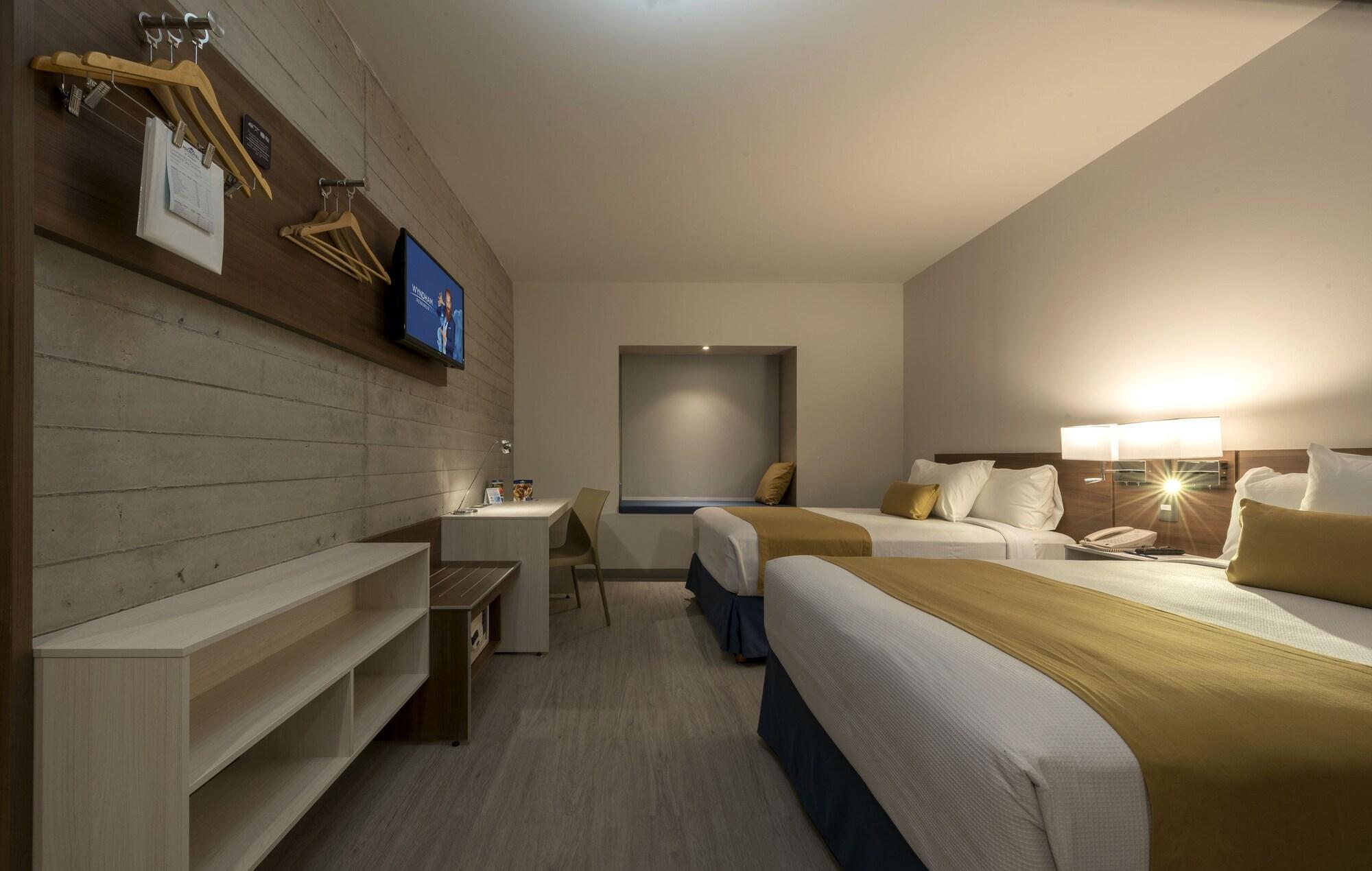 Microtel & By Wyndham Hotel Irapuato