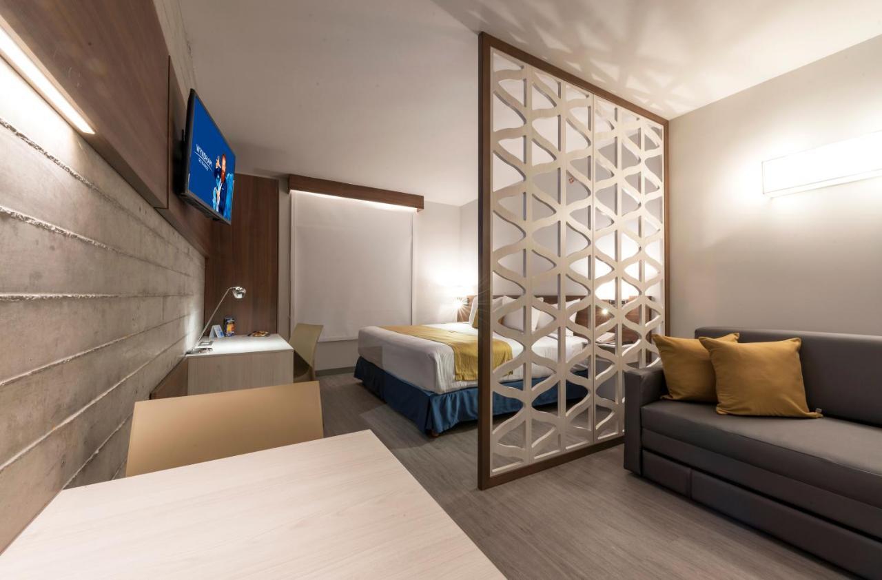 Microtel & By Wyndham Irapuato